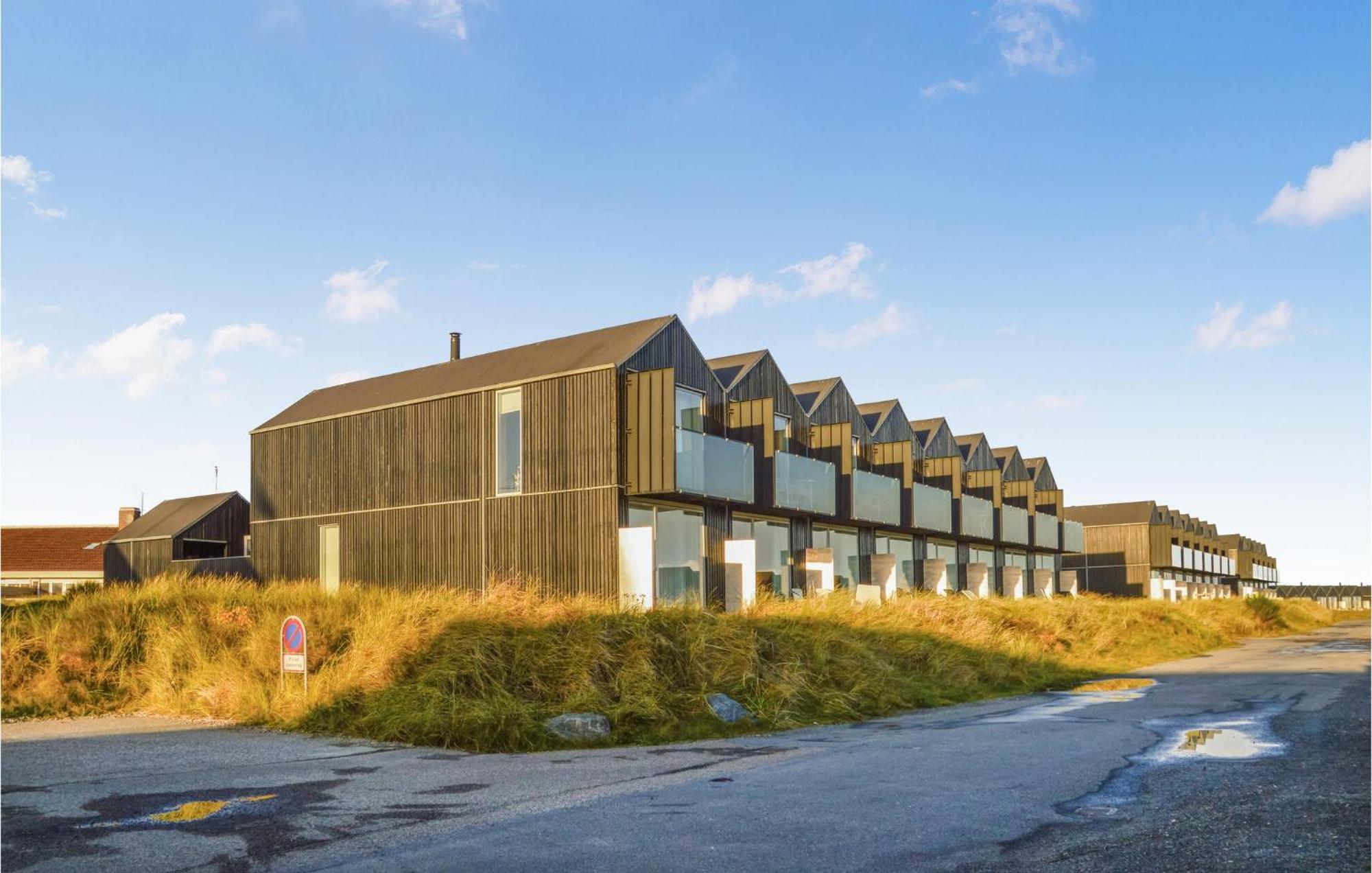 2 Bedroom Gorgeous Home In Hvide Sande Exterior foto